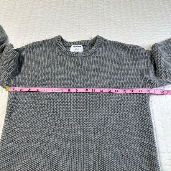 Old Navy Heather Gray Knit Sweatshirt - Picture 5 of 12